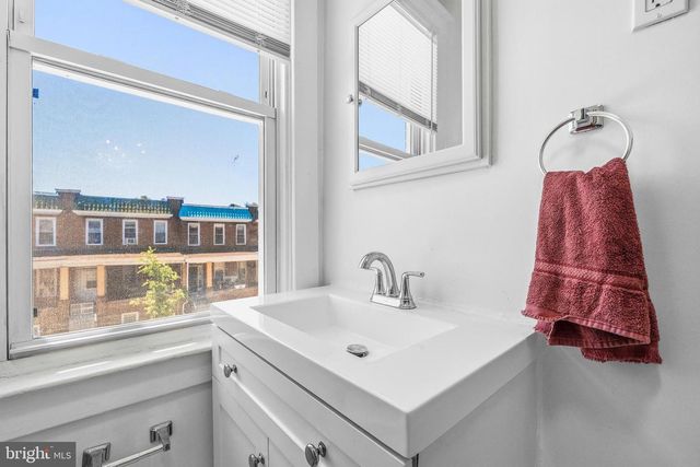 3104 LAWNVIEW AVE, Baltimore, MD 21213