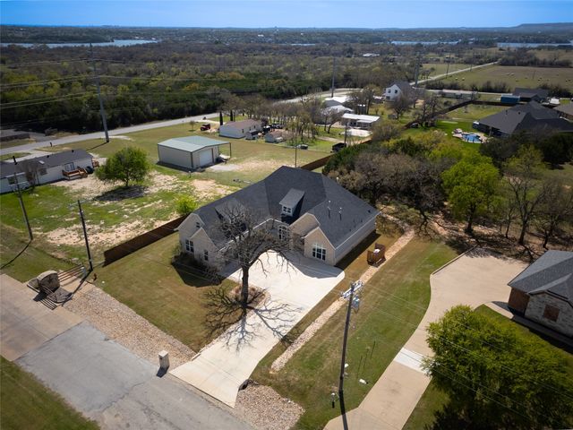 4028 Pinnacle Ridge, Granbury, TX 76049