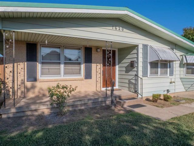 1620 NW 38th Street, Lawton, OK 73505
