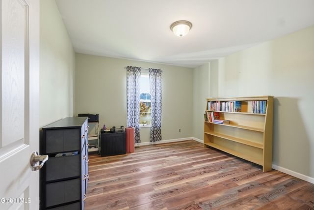 5 Line Drive, Brunswick, NY 12180