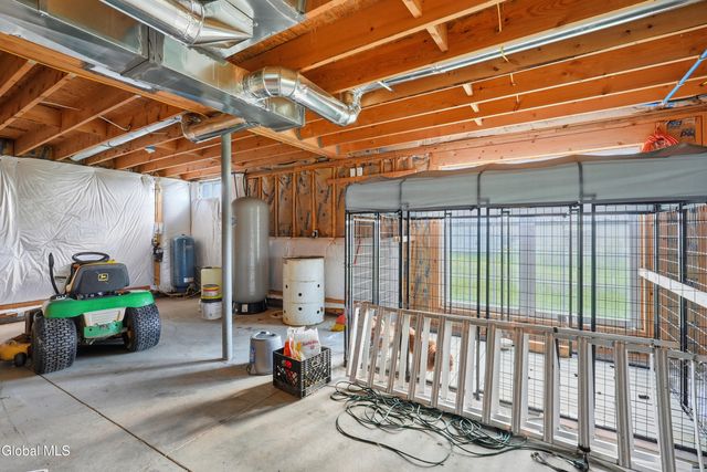 5 Line Drive, Brunswick, NY 12180