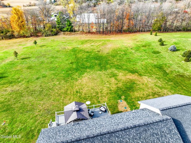 5 Line Drive, Brunswick, NY 12180