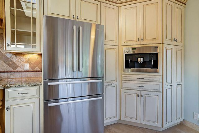 495 Zephyr Way, Juno Beach, FL 33408