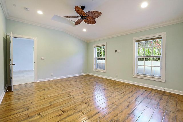 495 Zephyr Way, Juno Beach, FL 33408