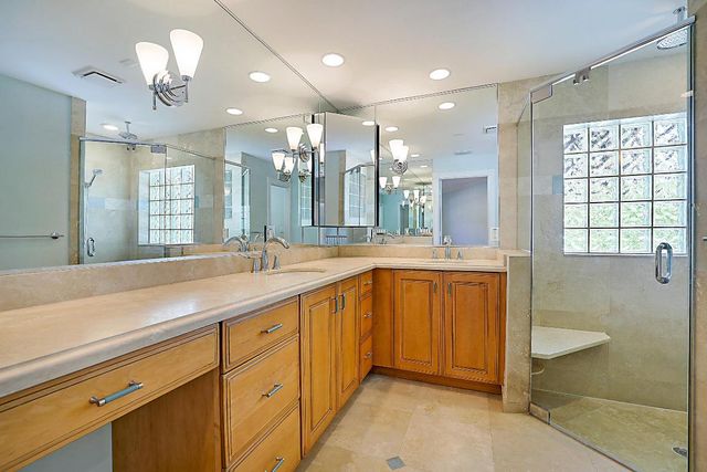 495 Zephyr Way, Juno Beach, FL 33408