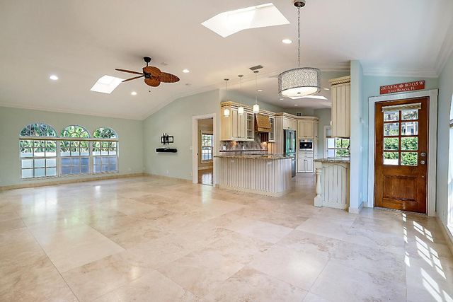 495 Zephyr Way, Juno Beach, FL 33408