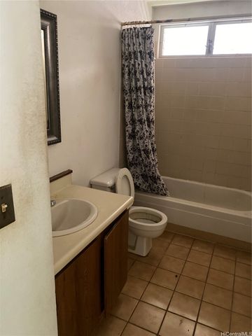 94-794 Kaaka Street, Waipahu, HI 96797