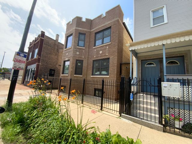 3014 N California Avenue 2FE, Chicago, IL 60618