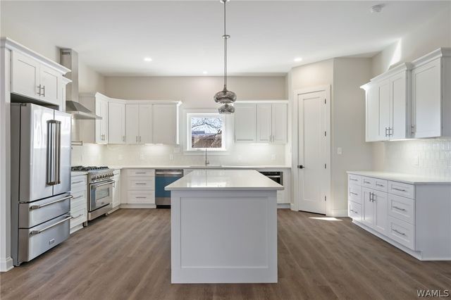 1740 12th AVE, Tuscaloosa, AL 35401