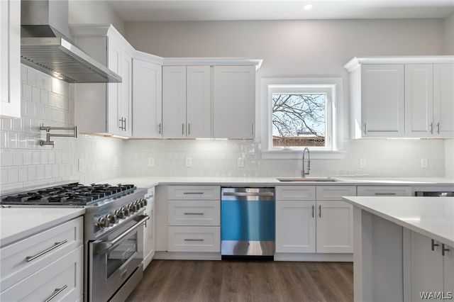 1740 12th AVE, Tuscaloosa, AL 35401