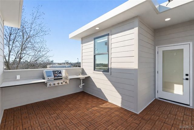 1740 12th AVE, Tuscaloosa, AL 35401