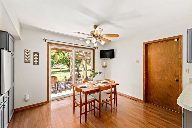 25326 W Loomis ROAD, Waterford, WI 53185