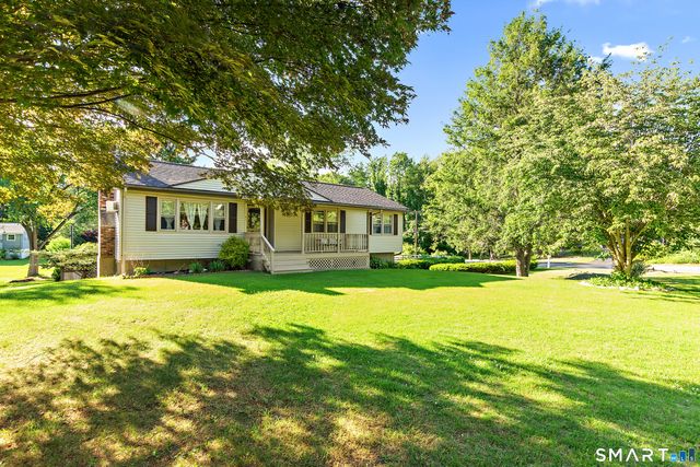 52 Caribou Drive, Norwich, CT 06360