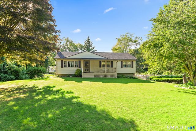 52 Caribou Drive, Norwich, CT 06360