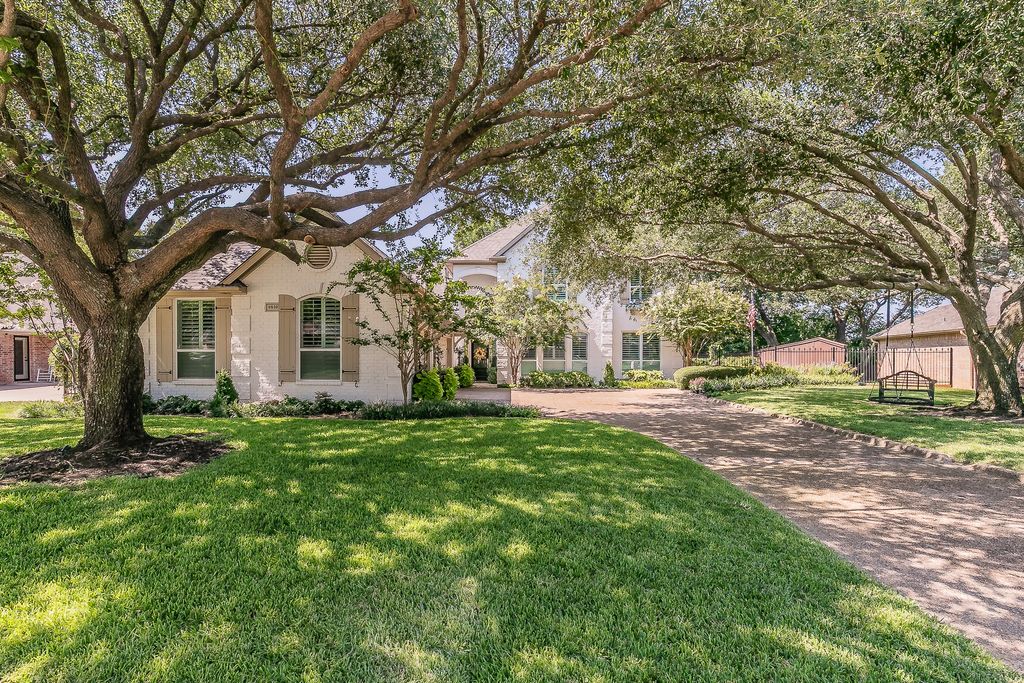 6810 Kennedy Drive, Colleyville, TX 76034