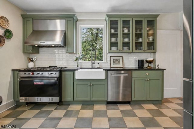 497 Prospect St, Maplewood Twp., NJ 07040