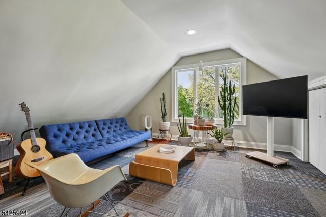 497 Prospect St, Maplewood Twp., NJ 07040