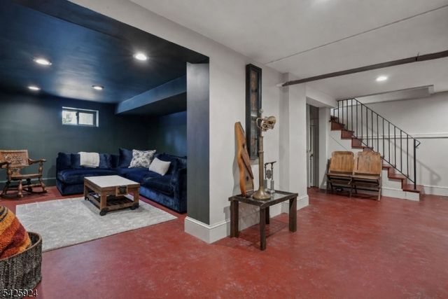 497 Prospect St, Maplewood Twp., NJ 07040