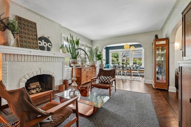 497 Prospect St, Maplewood Twp., NJ 07040