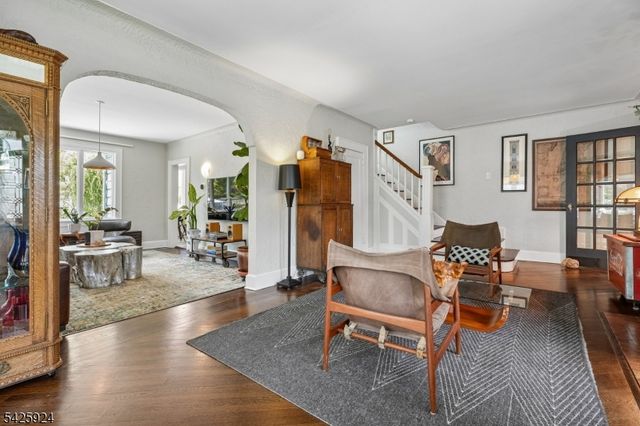 497 Prospect St, Maplewood Twp., NJ 07040