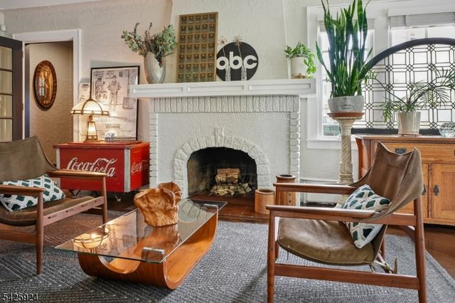 497 Prospect St, Maplewood Twp., NJ 07040