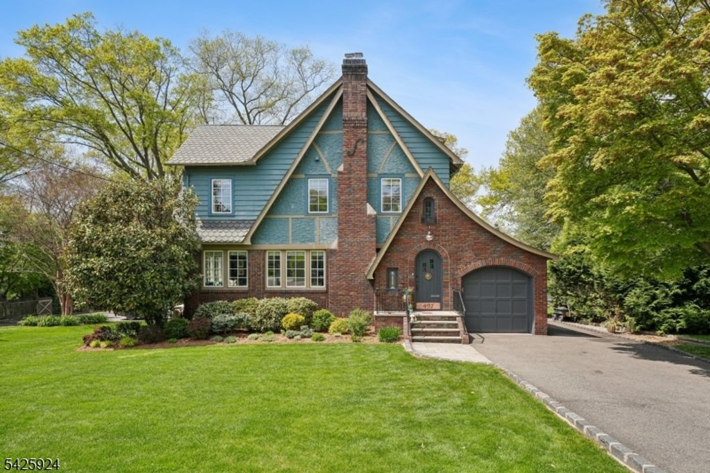 497 Prospect St, Maplewood Twp., NJ 07040