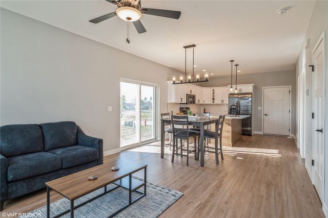 2339 Roycroft Alley, Marion, IA 52302
