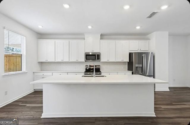 627 Oak Bluff Drive, Cumming, GA 30040