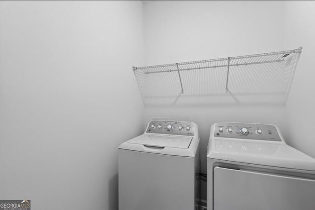 627 Oak Bluff Drive, Cumming, GA 30040