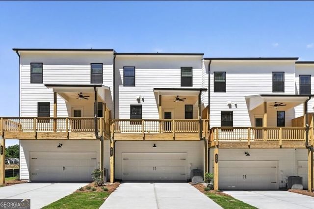 627 Oak Bluff Drive, Cumming, GA 30040