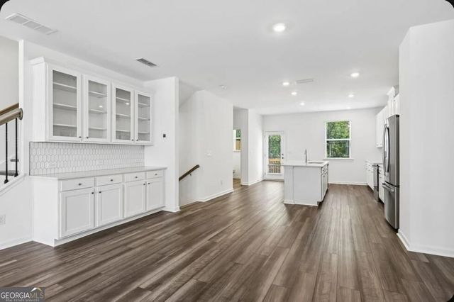 627 Oak Bluff Drive, Cumming, GA 30040