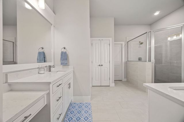 1291 Elizabeth Loop, Bentonville, AR 72713