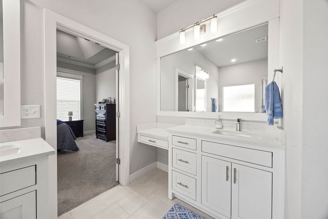 1291 Elizabeth Loop, Bentonville, AR 72713