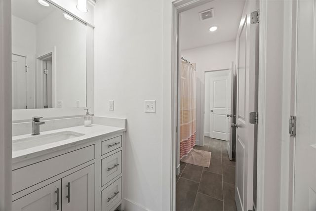 1291 Elizabeth Loop, Bentonville, AR 72713