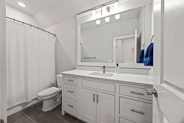 1291 Elizabeth Loop, Bentonville, AR 72713