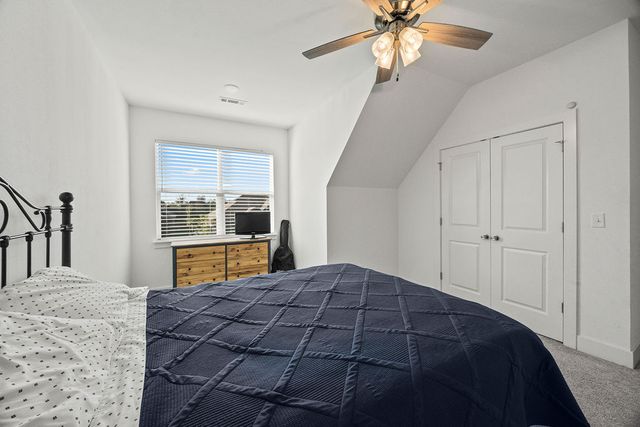 1291 Elizabeth Loop, Bentonville, AR 72713