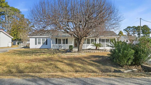 708 Luttie Rd., Myrtle Beach, SC 29588