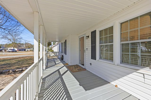 708 Luttie Rd., Myrtle Beach, SC 29588