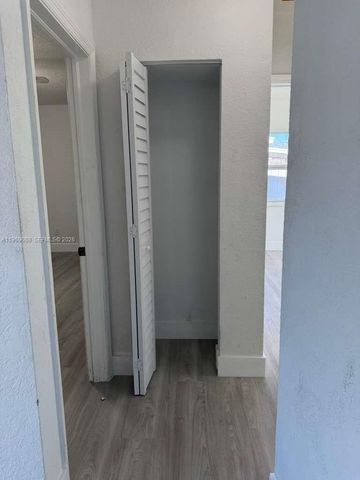 9240 Nautilus Dr 9240, Cutler Bay, FL 33189