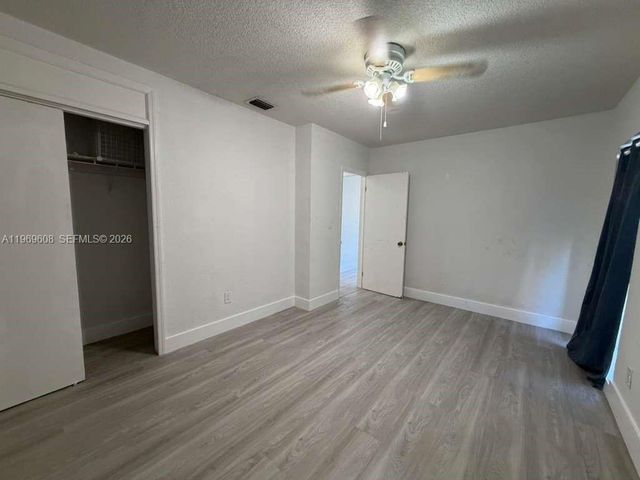 9240 Nautilus Dr 9240, Cutler Bay, FL 33189