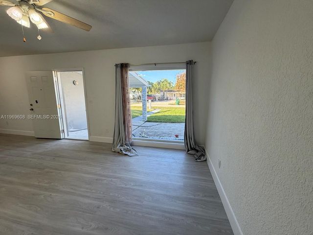 9240 Nautilus Dr 9240, Cutler Bay, FL 33189