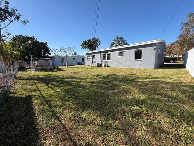 9240 Nautilus Dr 9240, Cutler Bay, FL 33189