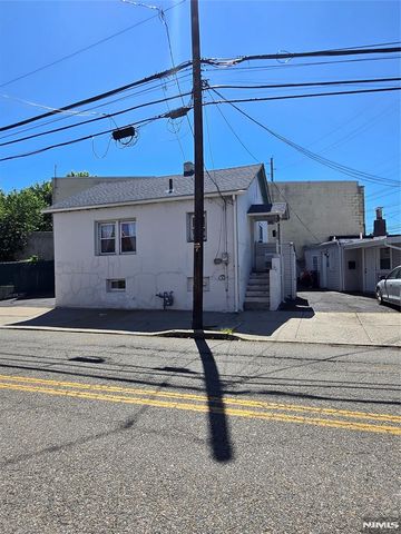 198 Kansas Street, Hackensack, NJ 07601