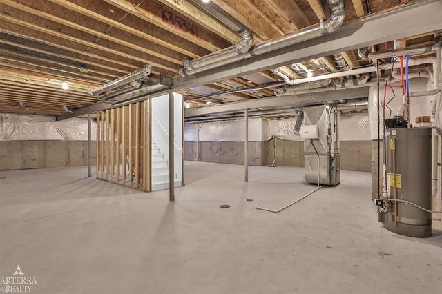 22064 Chaucer Street, Macomb Twp, MI 48044