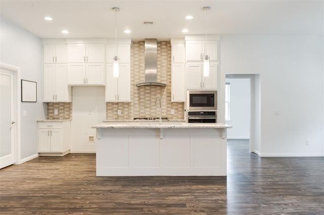 8710 Overlook Drive, Guthrie, OK 73044