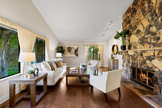 9 Deer Stalker Path, Monterey, CA 93940