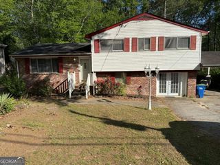 6695 Cedar Hurst Trail, Atlanta, GA 30349