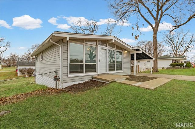 6 Mound Drive, St Peters, MO 63376