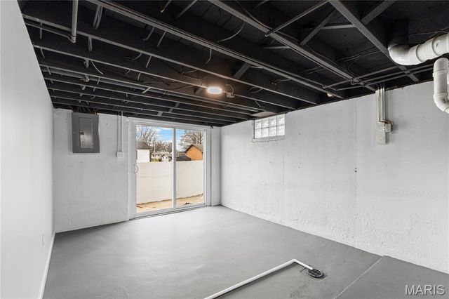 6 Mound Drive, St Peters, MO 63376