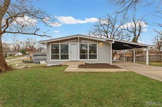 6 Mound Drive, St Peters, MO 63376